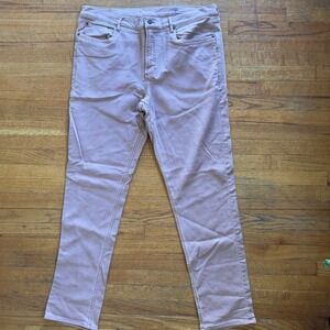 Men's Straight Jeans in Soft Pink